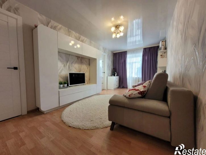 3-комн квартира Гайдара ул, 72А