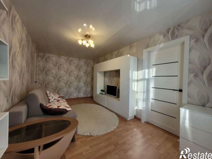 3-комн квартира Гайдара ул, 72А