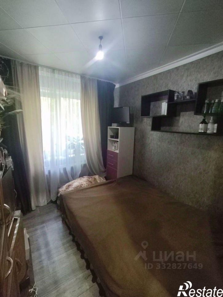 3-комн квартира ул Пожарского, 8/34,  д. 8/34