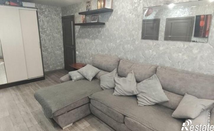 3-комн квартира ул Пожарского, 8/34,  д. 8/34