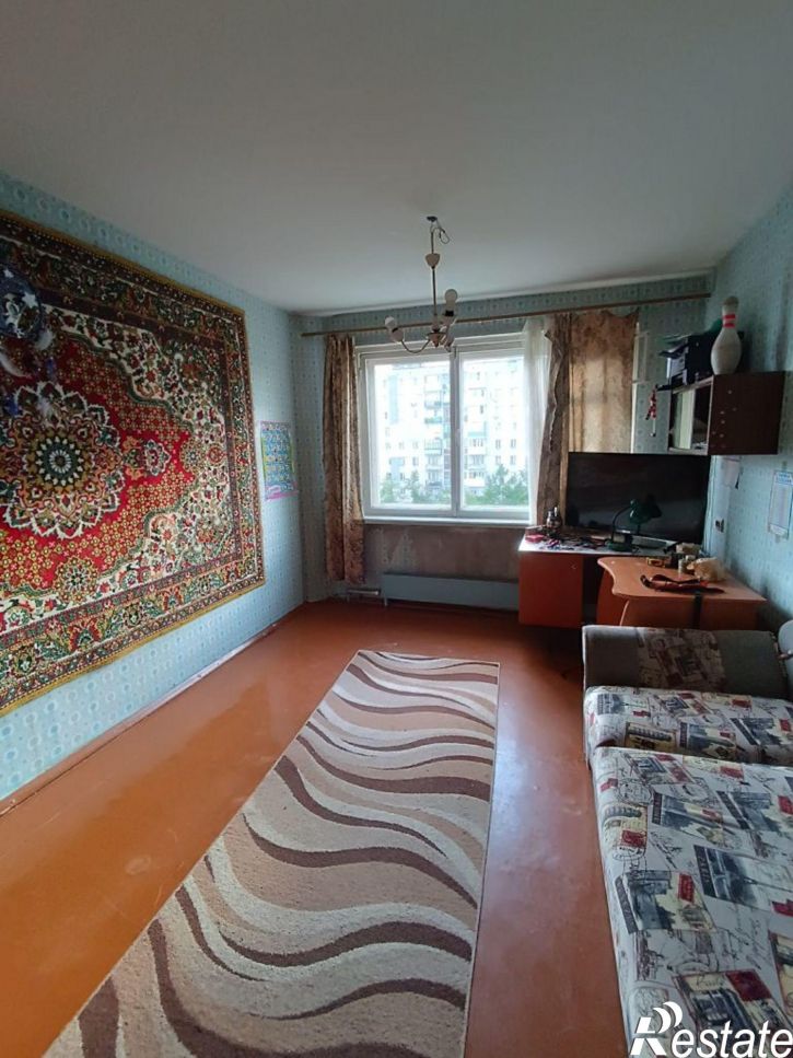 3-комн квартира Химиков б-р, 7