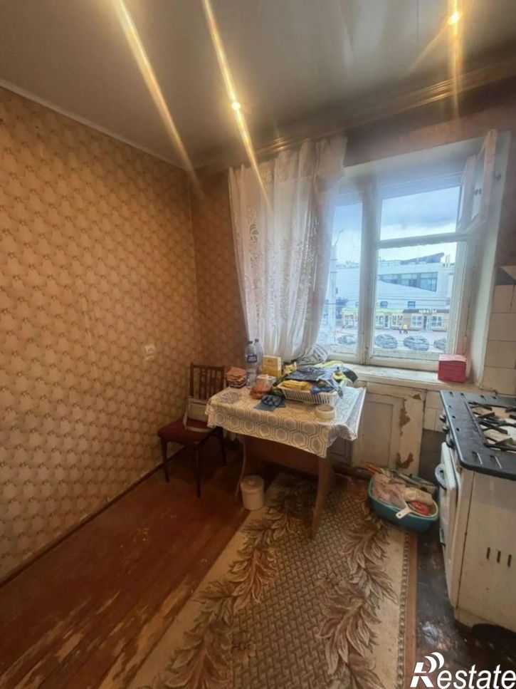 2-комн квартира Гайдара ул, 60