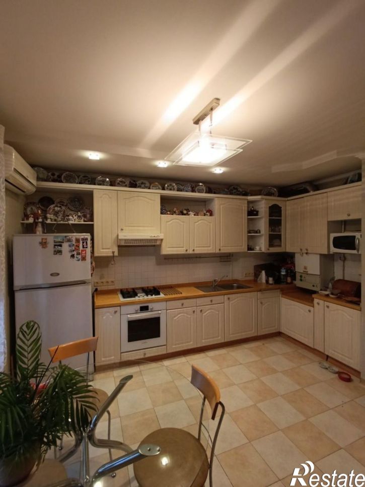 4-комн квартира Чкалова пр-кт, 11