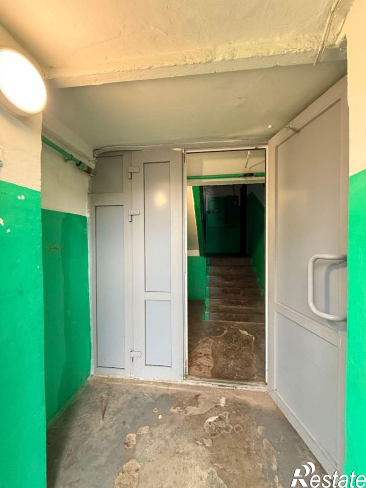 2-комн квартира Попова ул, 12