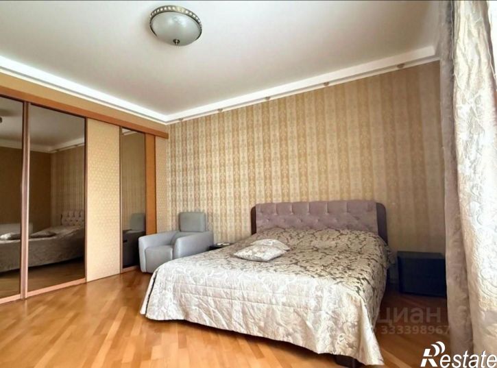5-комн квартира пр-кт Чкалова, 11,  д. 11