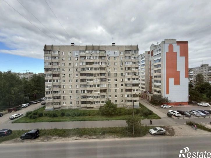3-комн квартира Строителей ул, 9б