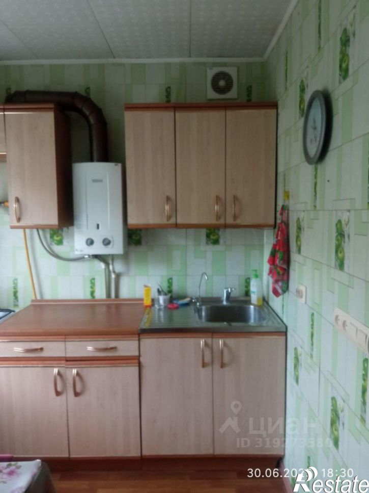 2-комн квартира ул Новомосковская, 22/37,  д. 22/37