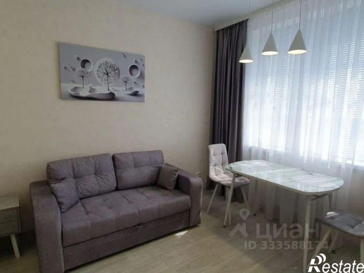 1-комн квартира б-р Космонавтов, 5Е,  д. 5Е