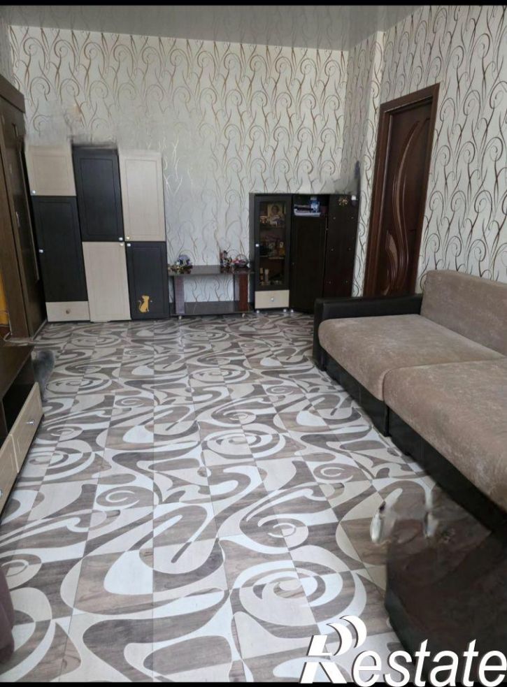 3-комн квартира Дзержинского пр-кт, 6