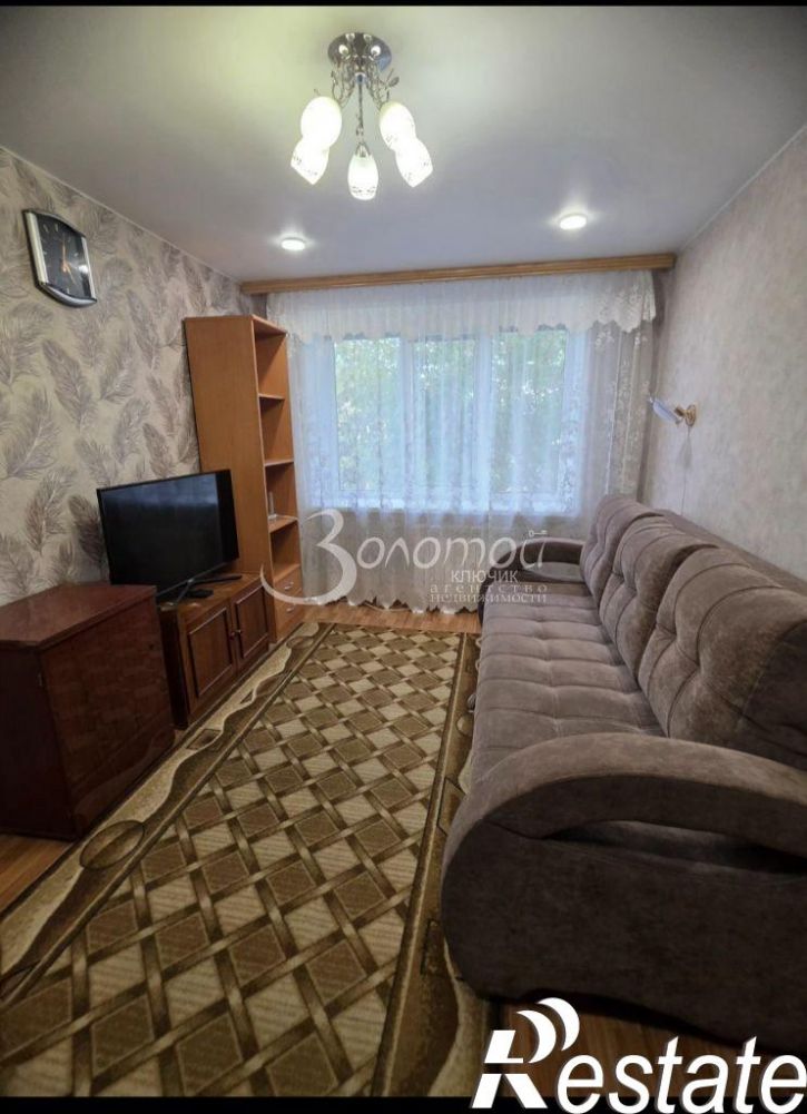 2-комн квартира Гайдара ул, 3