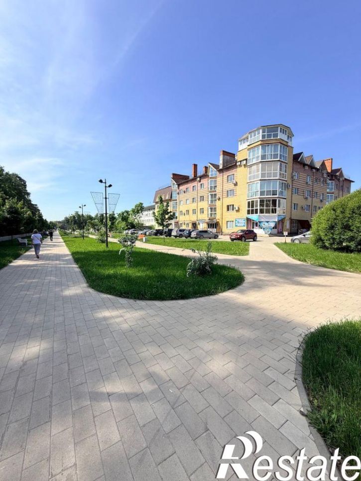 3-комн квартира Парковая аллея, 6А