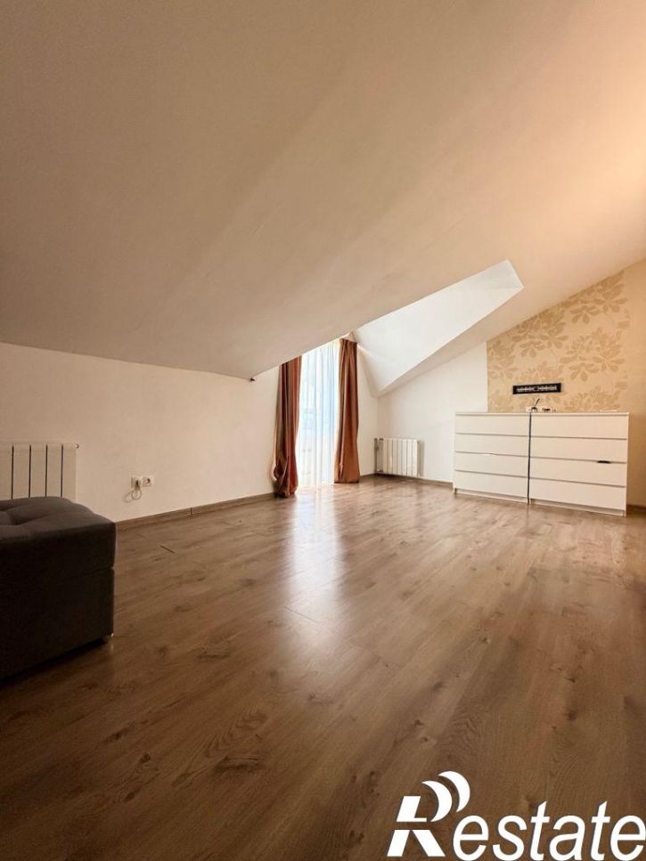 3-комн квартира Парковая аллея, 6А