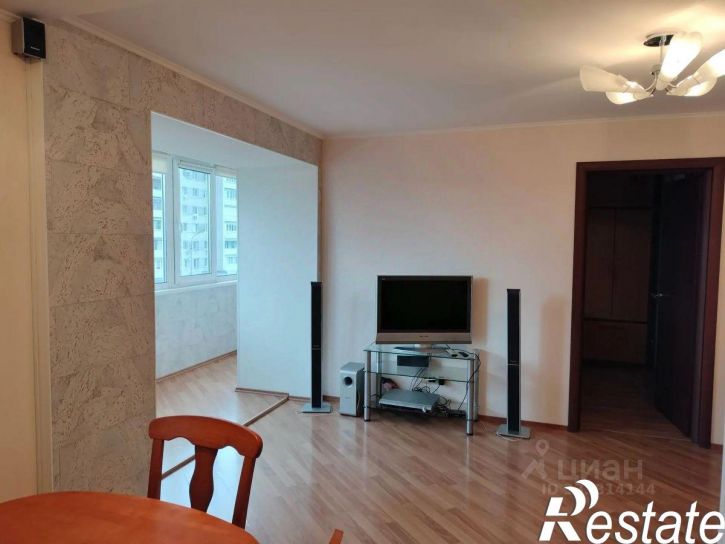 3-комн квартира улица Петрищева, 27В,  д. 27В