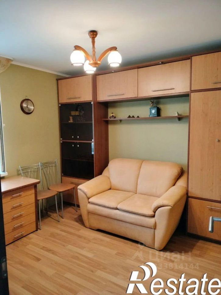 3-комн квартира улица Петрищева, 27В,  д. 27В