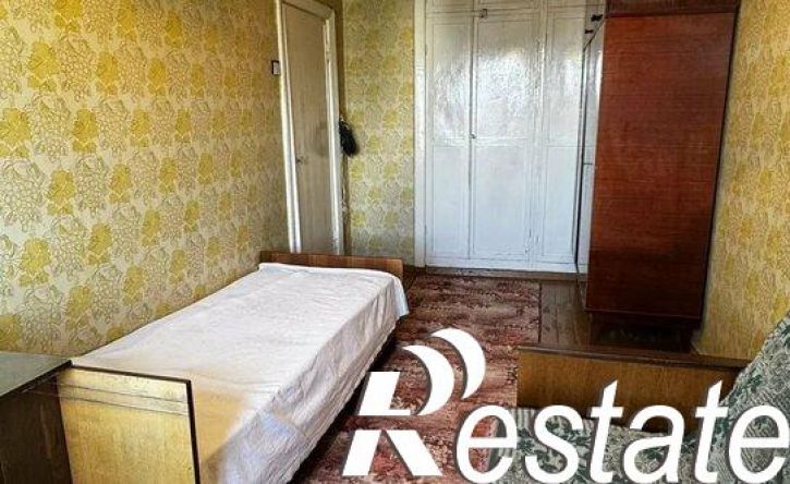2-комн квартира улица Черняховского, 33,  д. 33