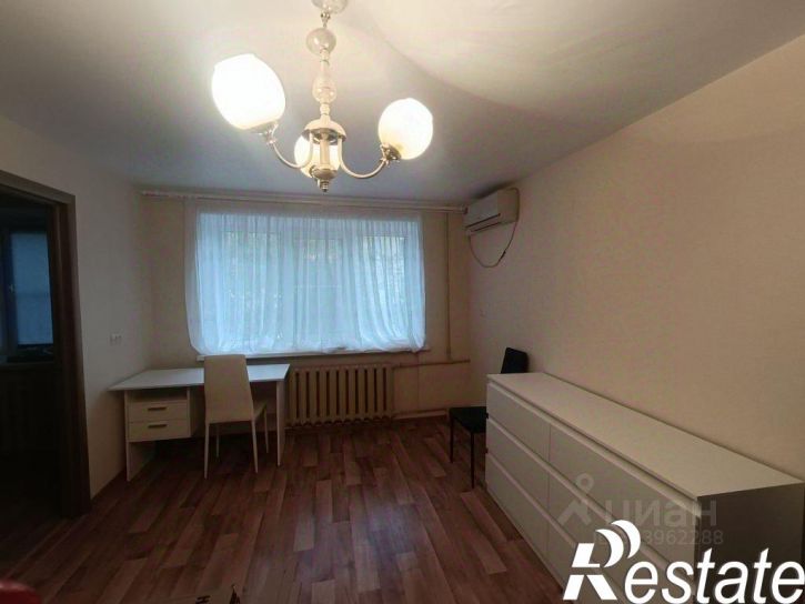 2-комн квартира улица Суворова, 34,  д. 34