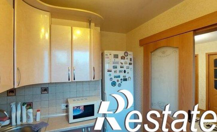 3-комн квартира улица Бутлерова, 36,  д. 36
