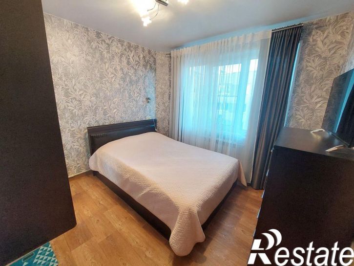 3-комн квартира Бутлерова ул, 36