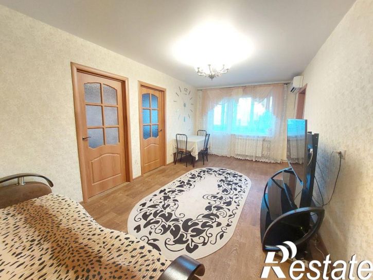 3-комн квартира Бутлерова ул, 36