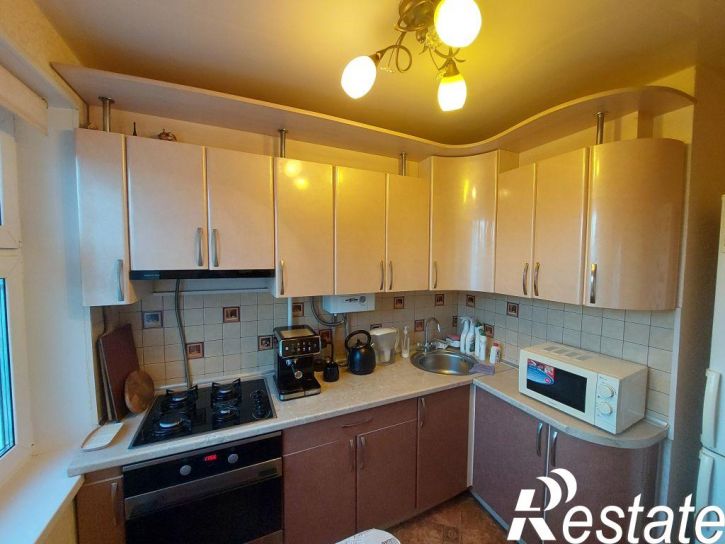 3-комн квартира Бутлерова ул, 36