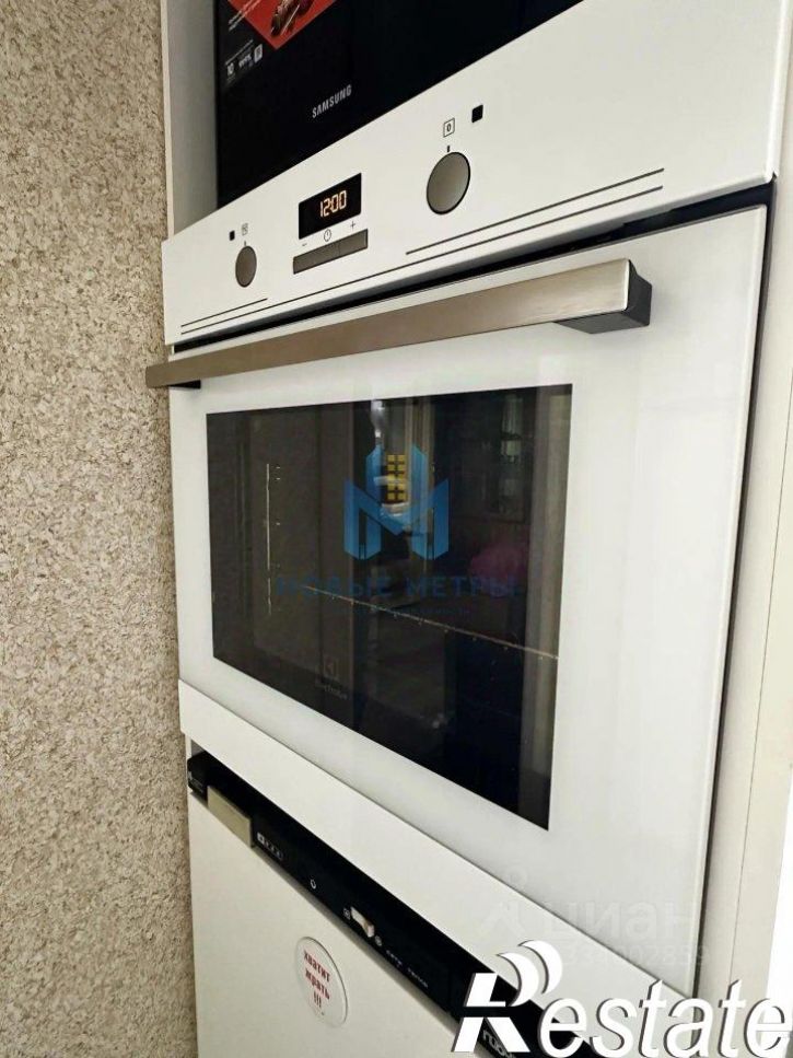 2-комн квартира проспект Циолковского, 27Б,  д. 27Б
