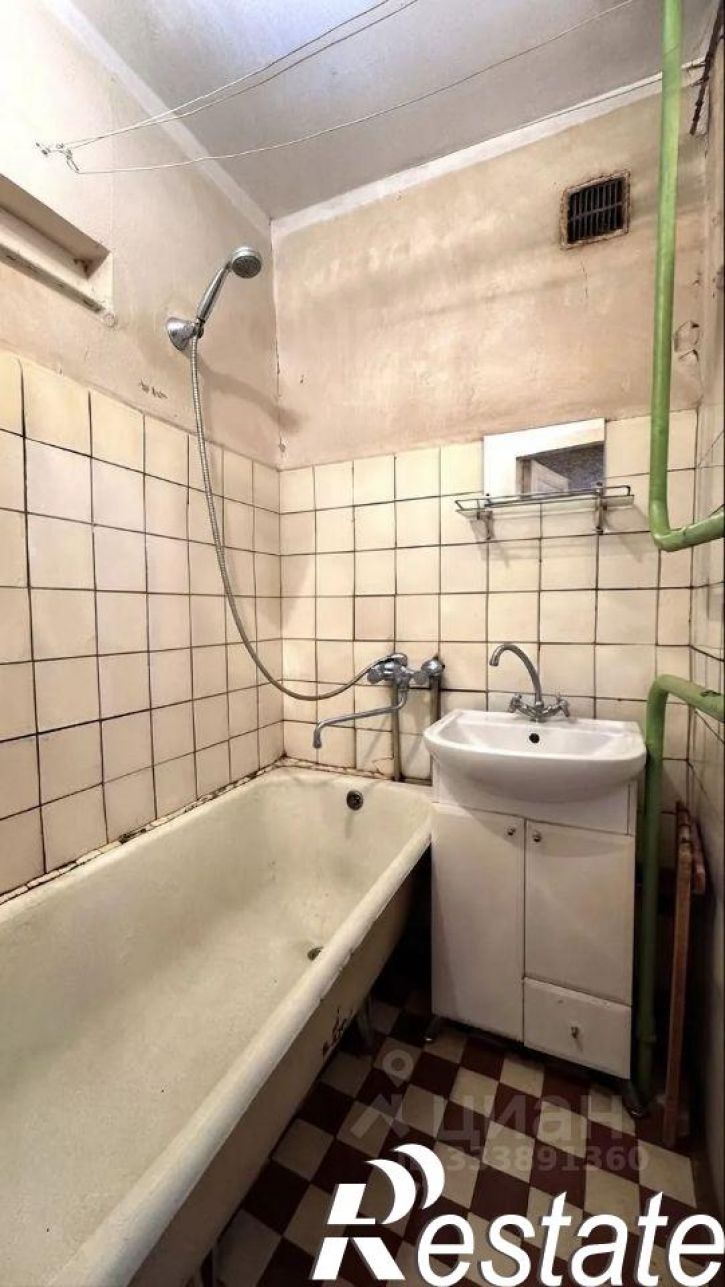 2-комн квартира улица Черняховского, 33,  д. 33