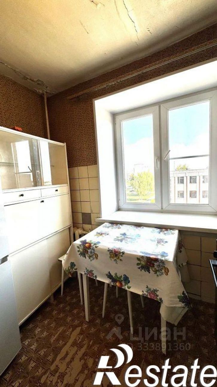 2-комн квартира улица Черняховского, 33,  д. 33