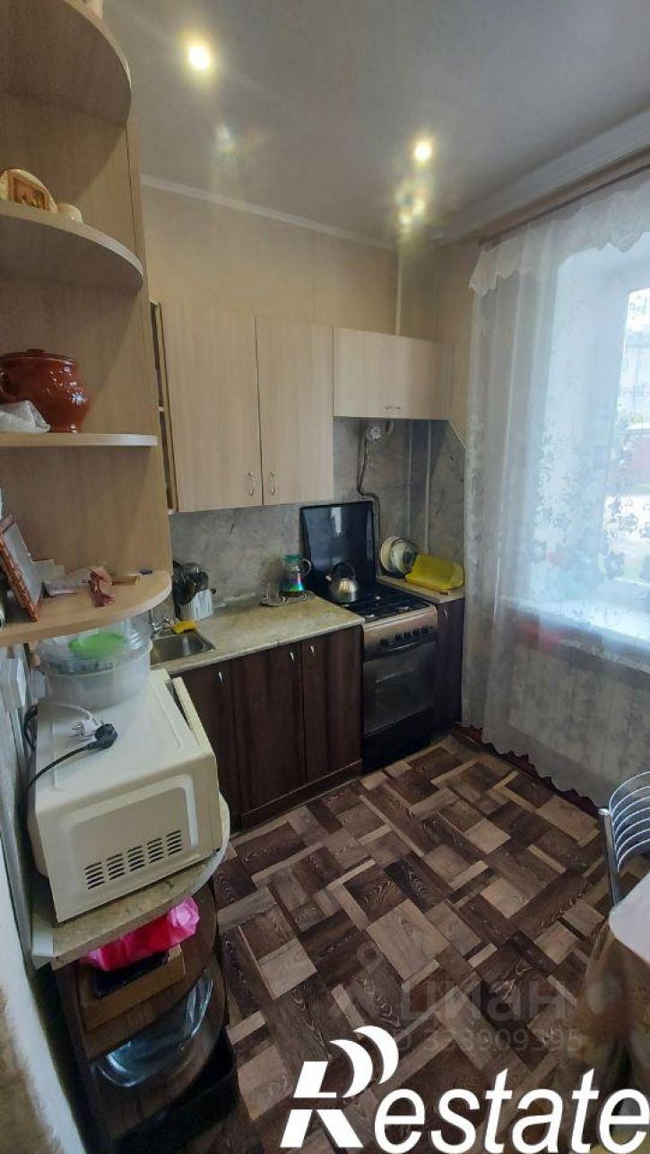 3-комн квартира улица Суворова, 33,  д. 33