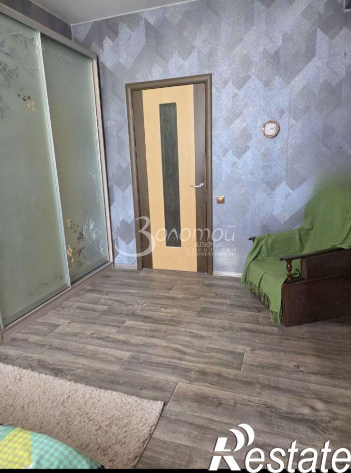 3-комн квартира Дзержинского пр-кт, 6