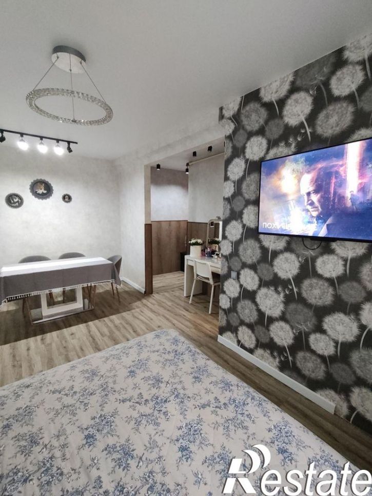 2-комн квартира Революции ул, 15А