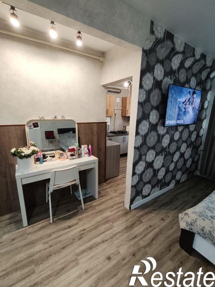 2-комн квартира Революции ул, 15А