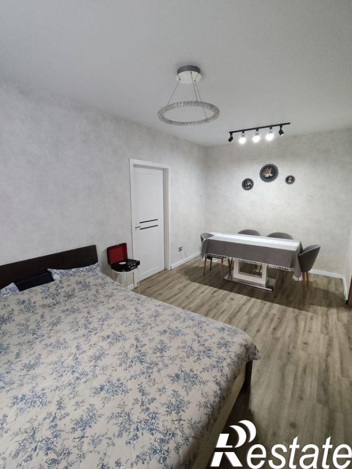 2-комн квартира Революции ул, 15А