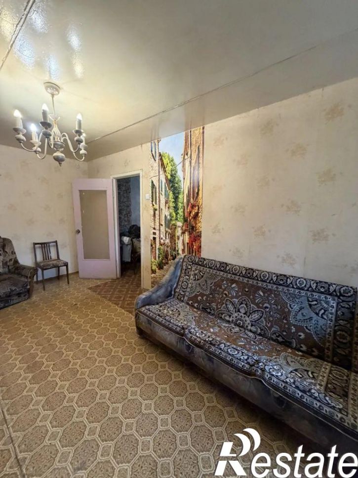 2-комн квартира Новомосковская ул, 8