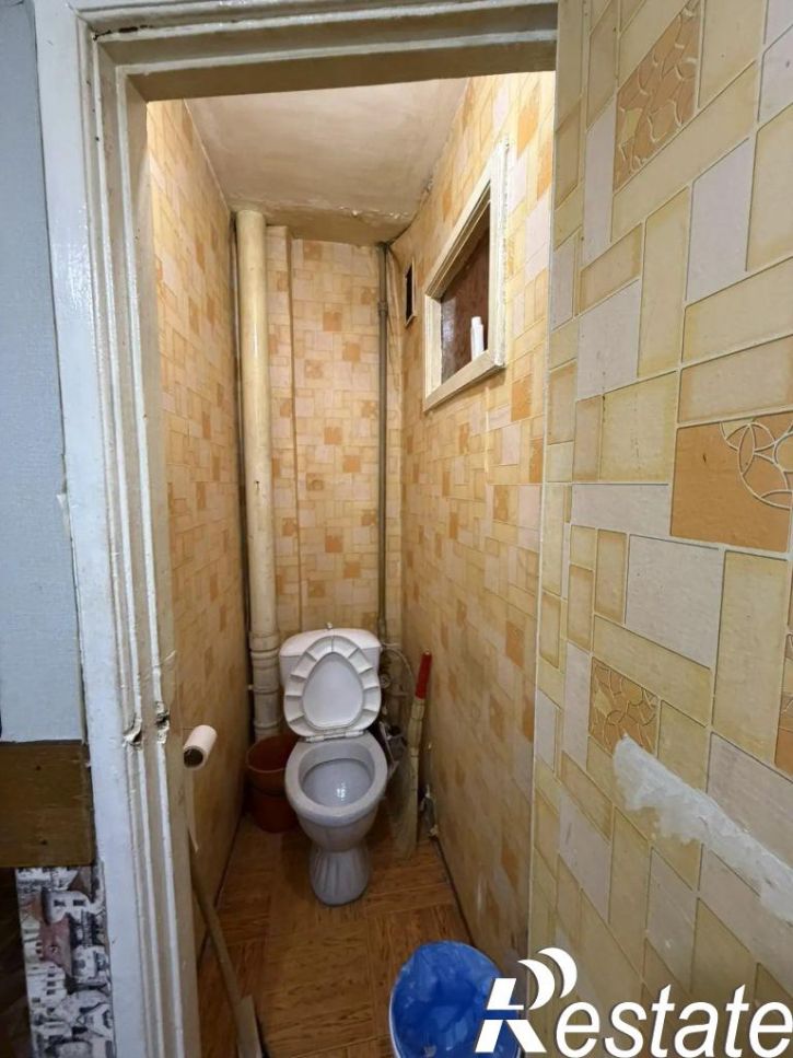 2-комн квартира Новомосковская ул, 8