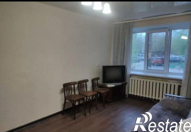 1-комн квартира Новомосковская ул, 16