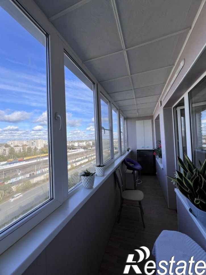 3-комн квартира Попова ул, 36