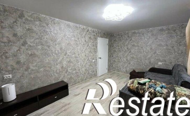 3-комн квартира улица Гайдара, 43,  д. 43