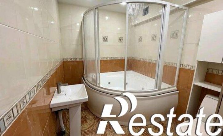 3-комн квартира улица Гайдара, 43,  д. 43