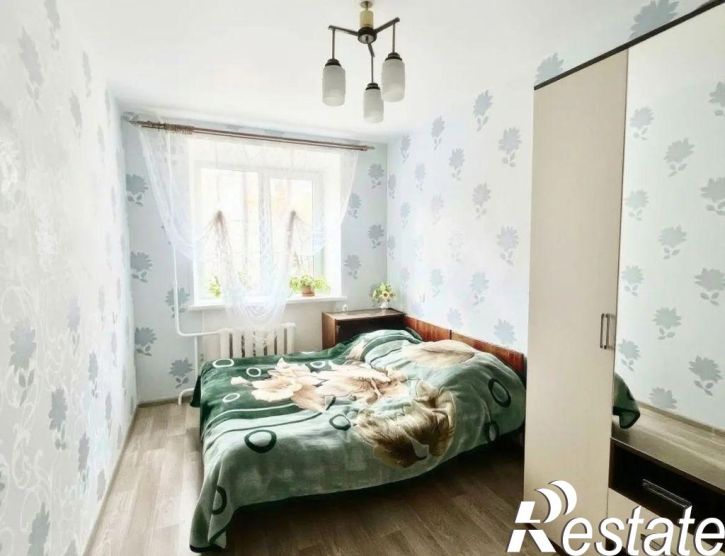 3-комн квартира Сухаренко ул, 5